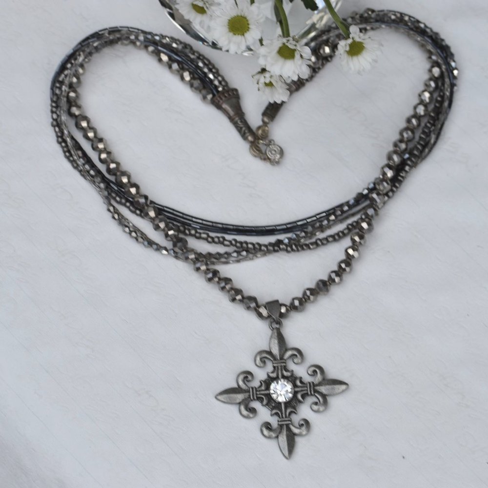 MULTI-STRAND PEWTER GLASS BEADED NECKLACE